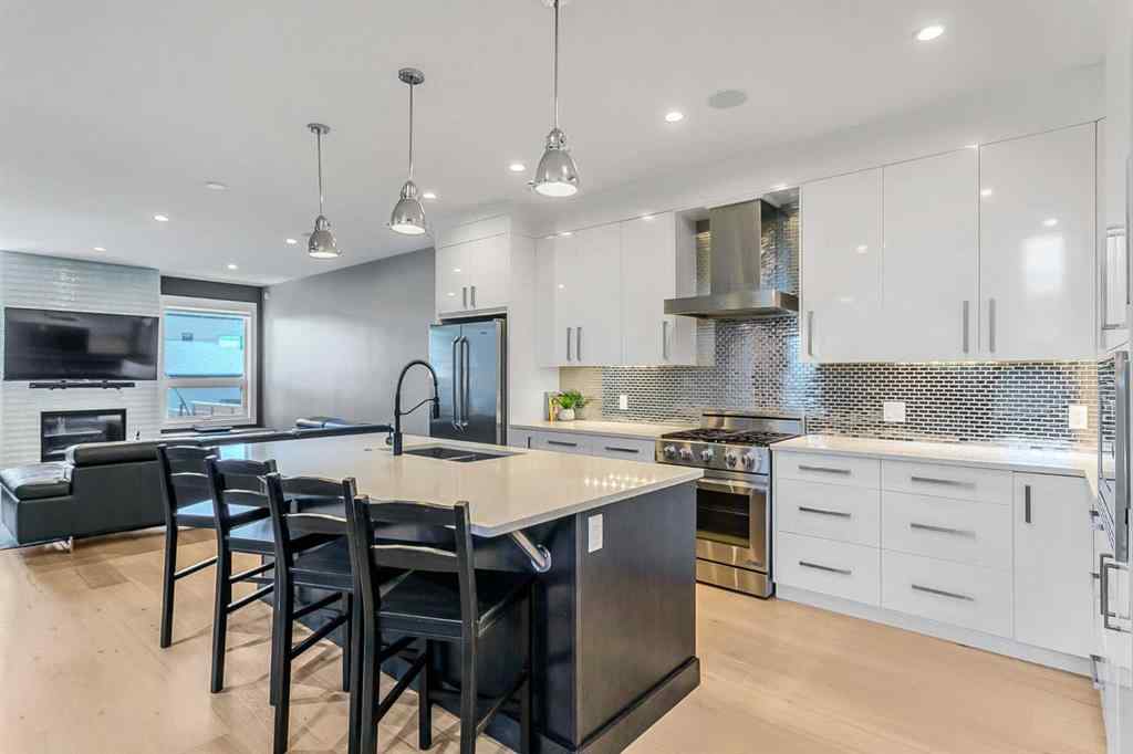 MLS® A2258481 - 906 43 Street SW in Rosscarrock Calgary, Residential