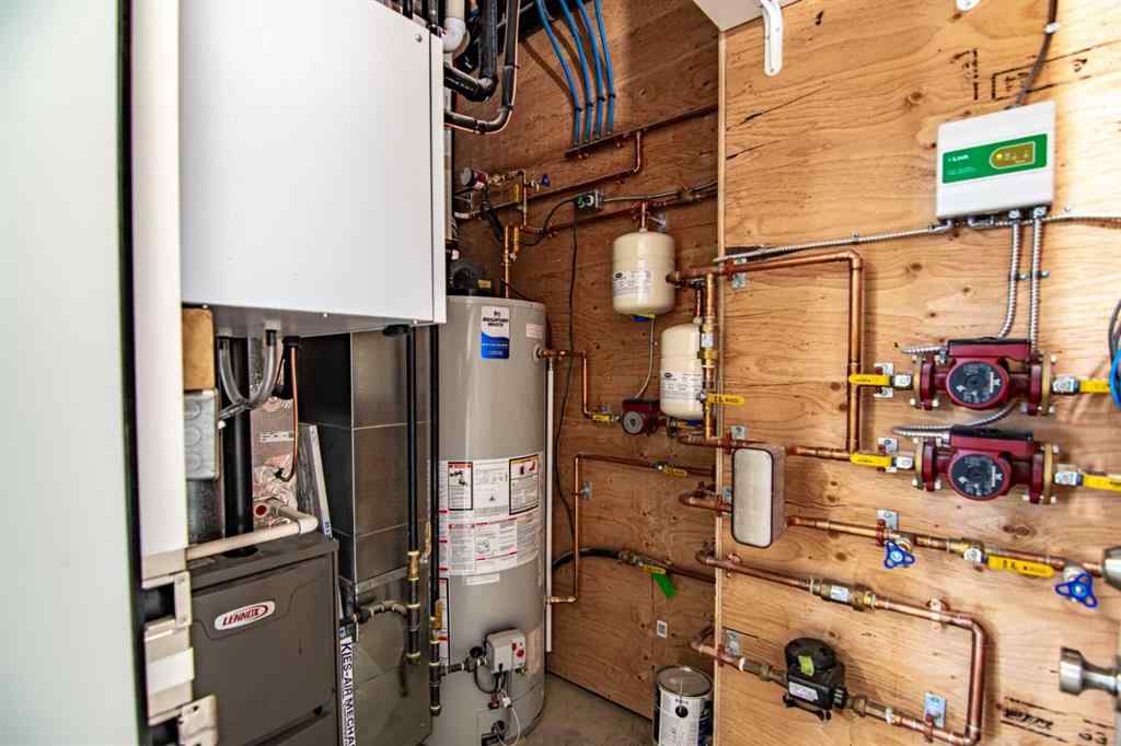 MLS® A2258487 - 5026 48 Street  in NONE Rocky Mountain House, Residential