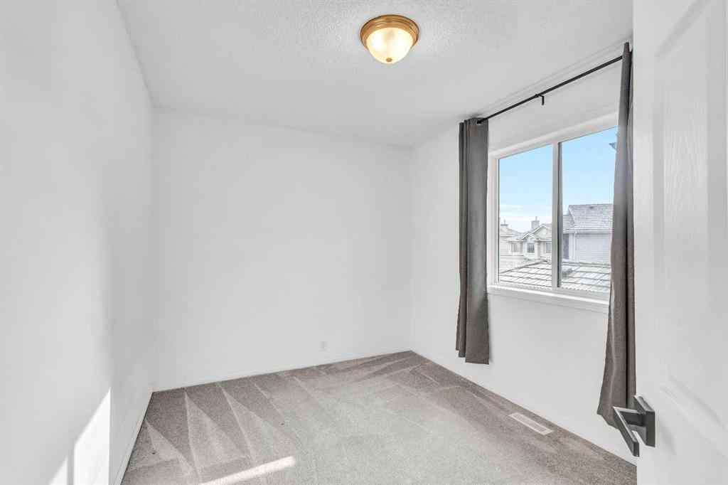 MLS® A2258488 - 331 Springbank Place SW in Springbank Hill Calgary, Residential