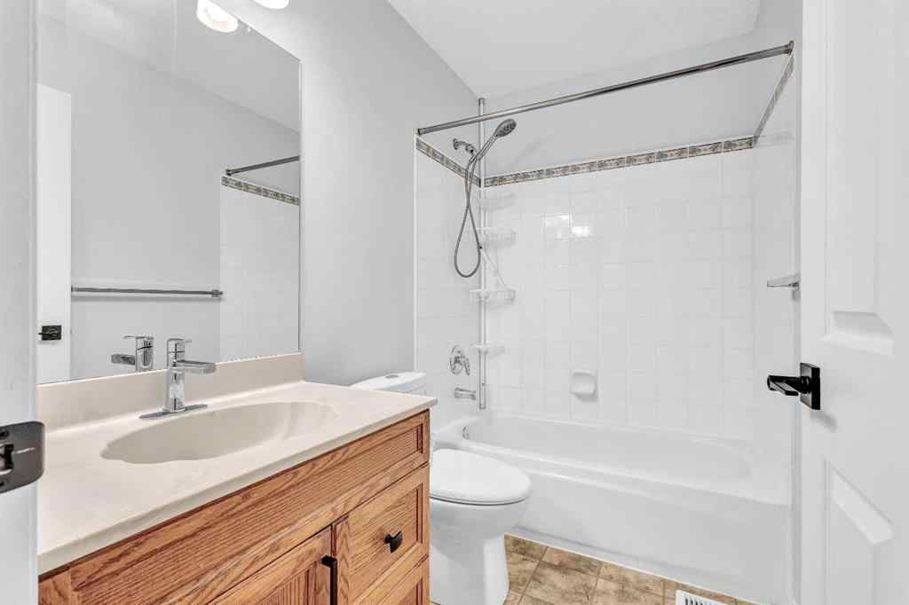 MLS® A2258488 - 331 Springbank Place SW in Springbank Hill Calgary, Residential