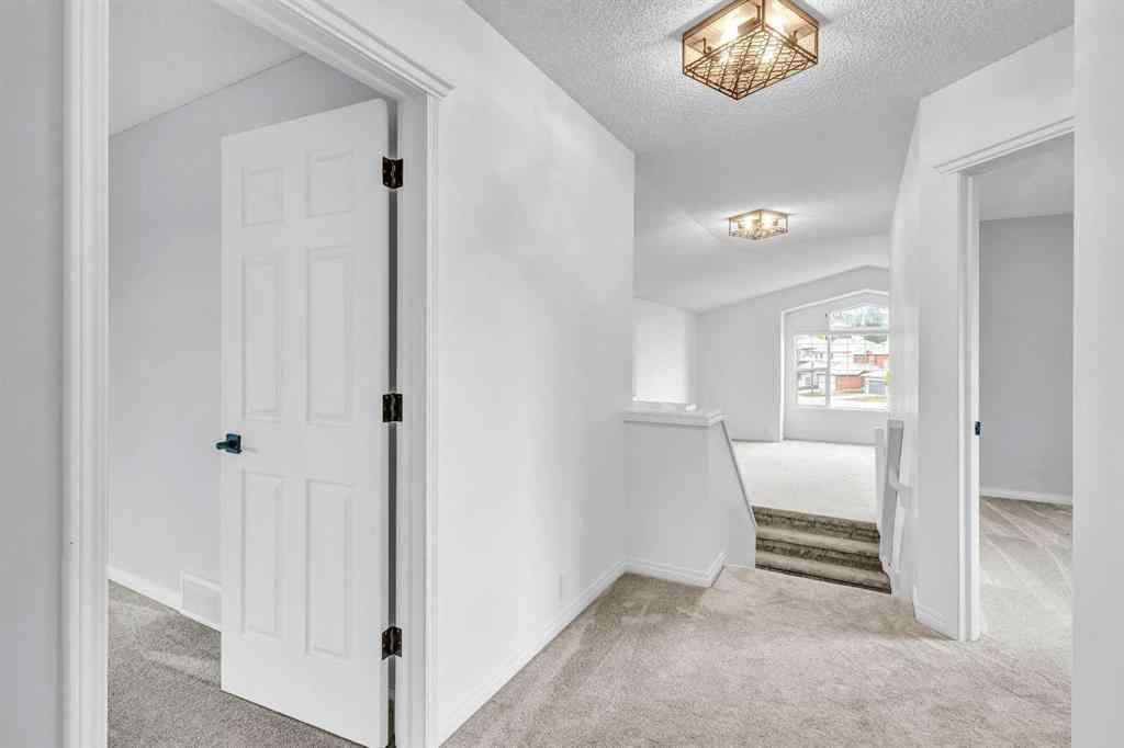 MLS® A2258488 - 331 Springbank Place SW in Springbank Hill Calgary, Residential