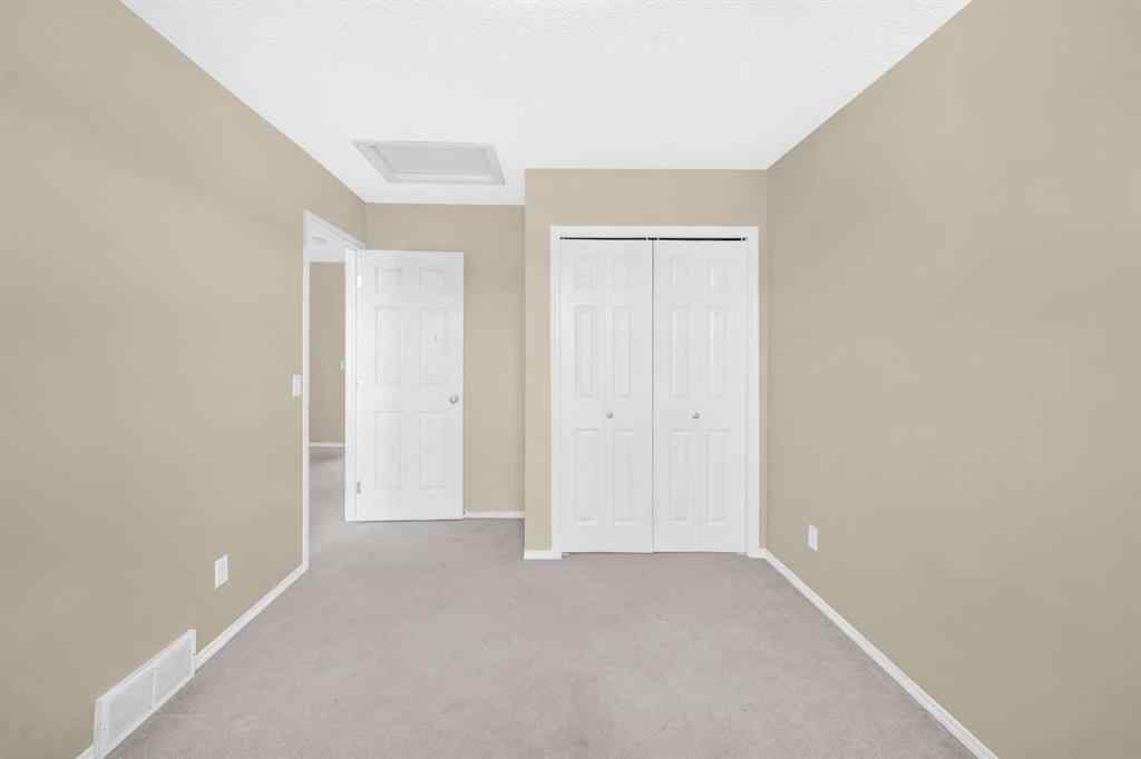 MLS® A2258489 - 5 Saddlebrook Common NE in Saddle Ridge Calgary, Residential