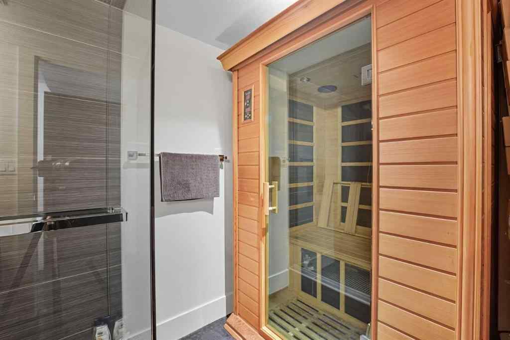 MLS® A2258491 - 1811 30 Avenue SW in South Calgary Calgary, Residential