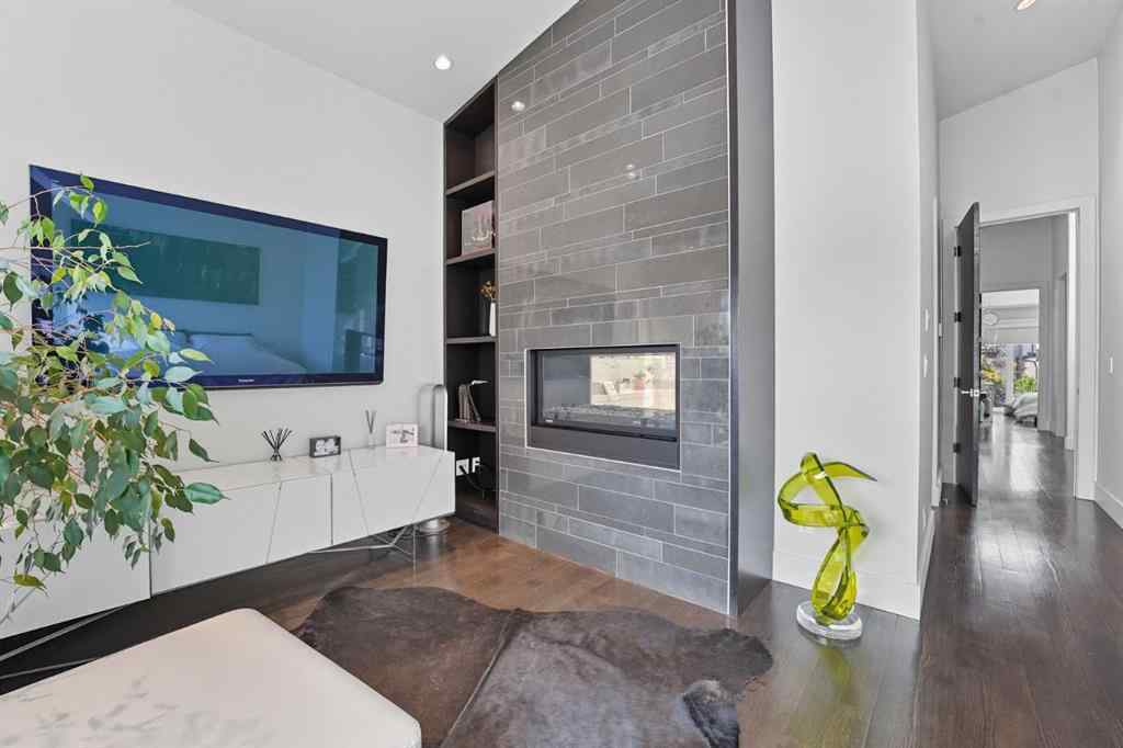 MLS® A2258491 - 1811 30 Avenue SW in South Calgary Calgary, Residential