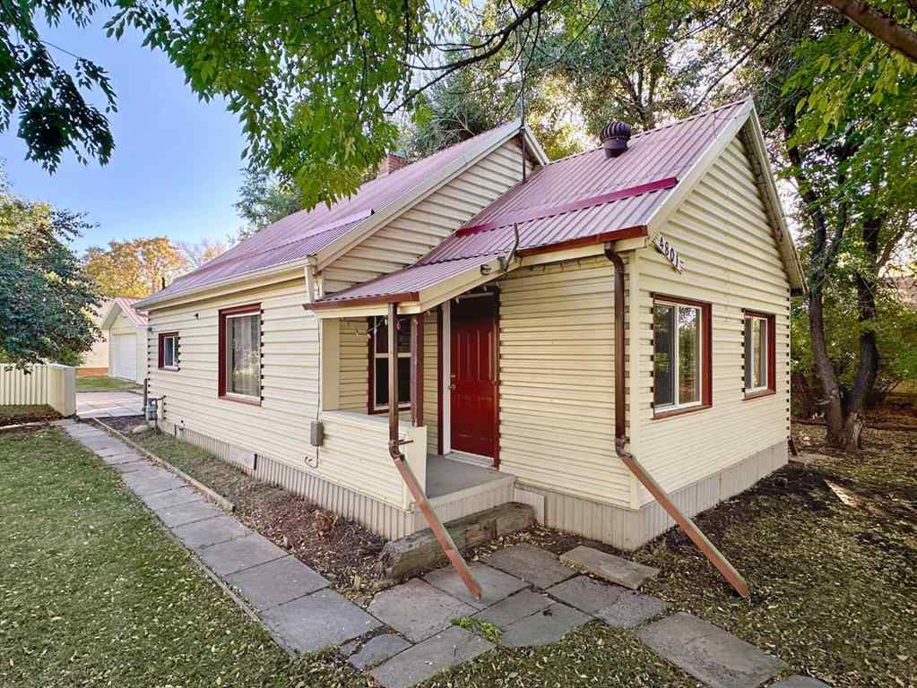 MLS® A2258492 - 4801 50 Avenue  in NONE Mayerthorpe, Residential