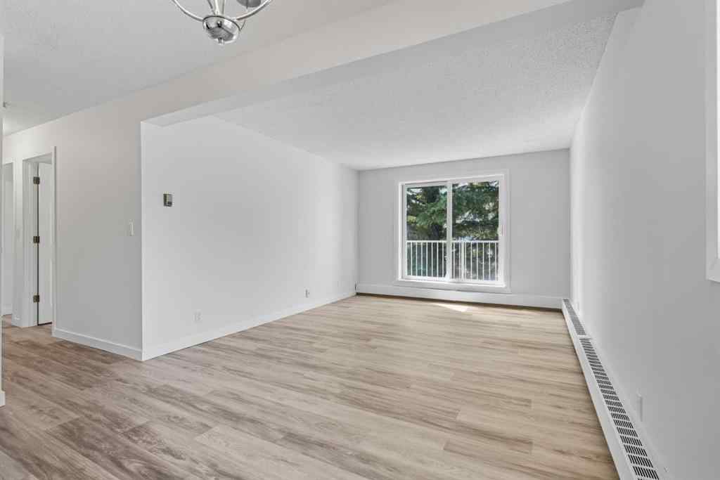 MLS® A2258493 - Unit #302A 5601 Dalton Drive NW in Dalhousie Calgary, Residential