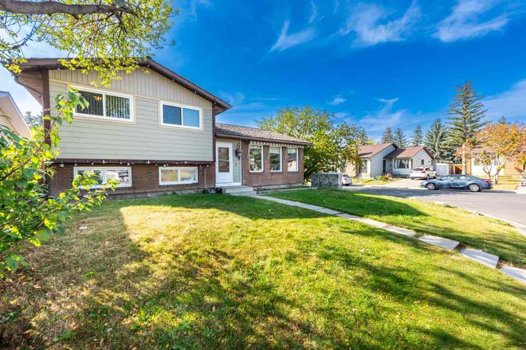 MLS® A2258494 - 207 Whitaker Close NE in Whitehorn Calgary, Residential