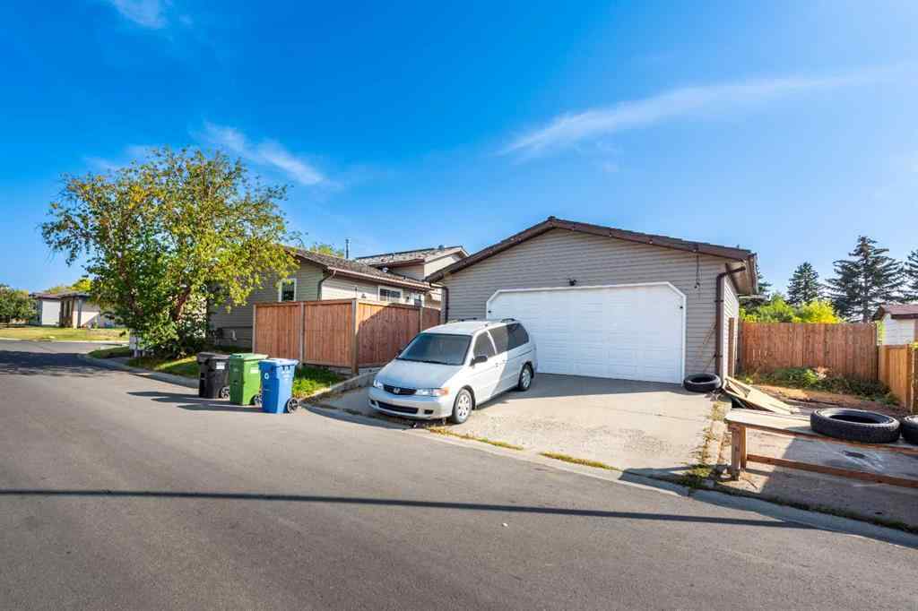 MLS® A2258494 - 207 Whitaker Close NE in Whitehorn Calgary, Residential