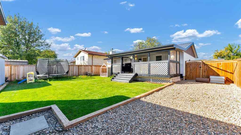 MLS® A2258495 - 112 Lake Newell Crescent E in Lakewood Brooks, Residential