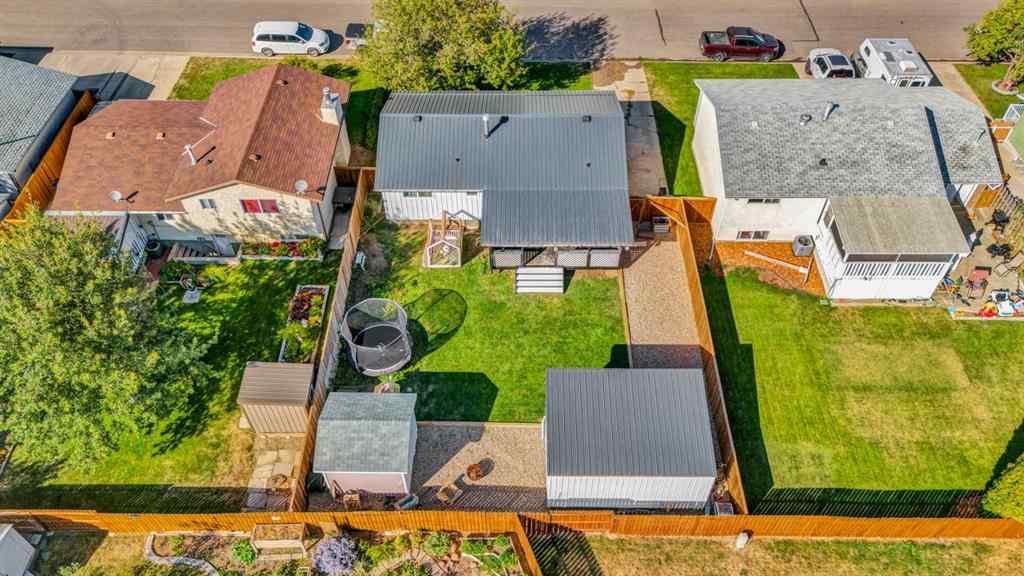 MLS® A2258495 - 112 Lake Newell Crescent E in Lakewood Brooks, Residential