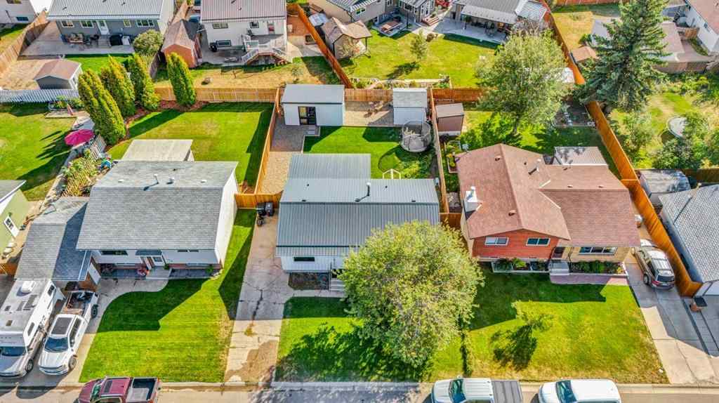MLS® A2258495 - 112 Lake Newell Crescent E in Lakewood Brooks, Residential
