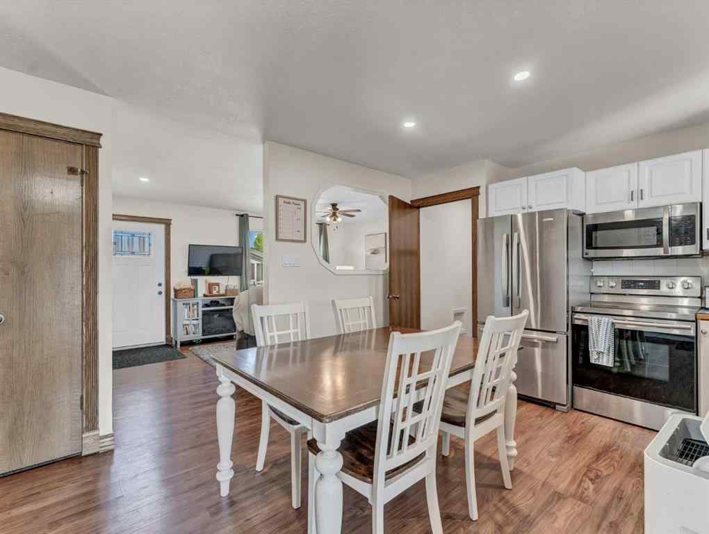 MLS® A2258495 - 112 Lake Newell Crescent E in Lakewood Brooks, Residential