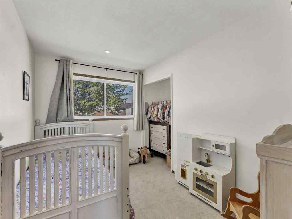 MLS® A2258495 - 112 Lake Newell Crescent E in Lakewood Brooks, Residential