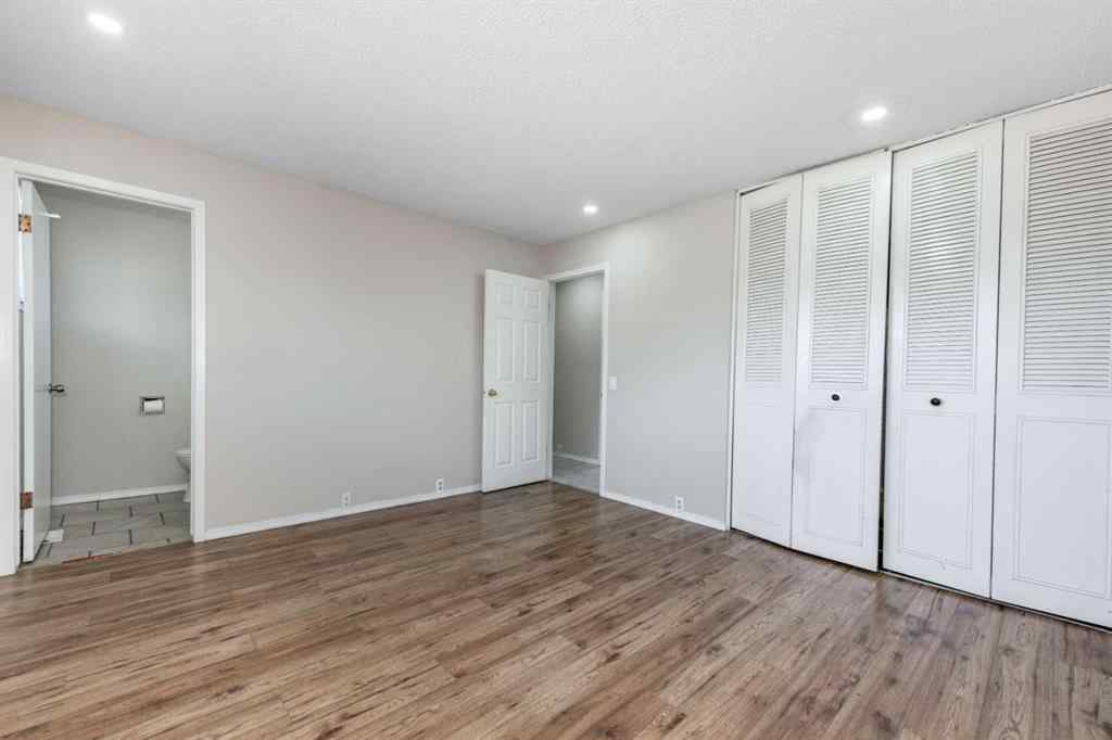 MLS® A2258496 - 4932 Whitehorn Drive NE in Whitehorn Calgary, Residential
