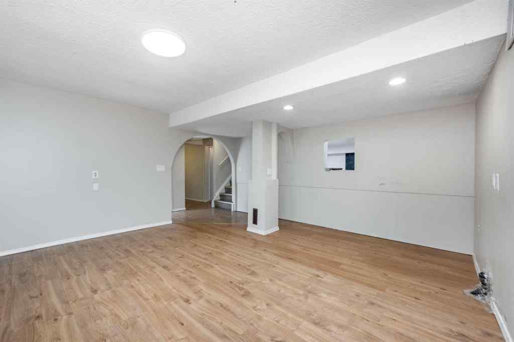 MLS® A2258496 - 4932 Whitehorn Drive NE in Whitehorn Calgary, Residential