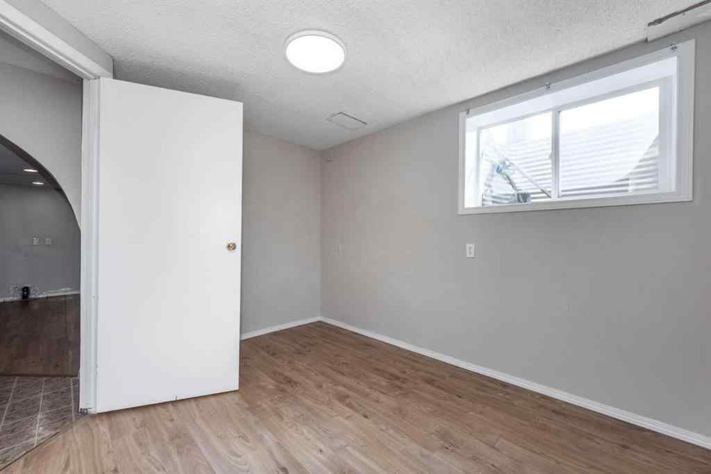 MLS® A2258496 - 4932 Whitehorn Drive NE in Whitehorn Calgary, Residential