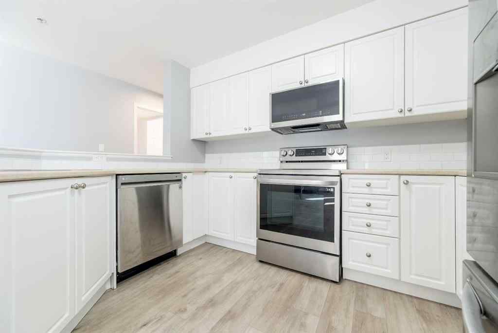 MLS® A2258499 - Unit #113 11230 104 Avenue  in Gateway Grande Prairie, Residential