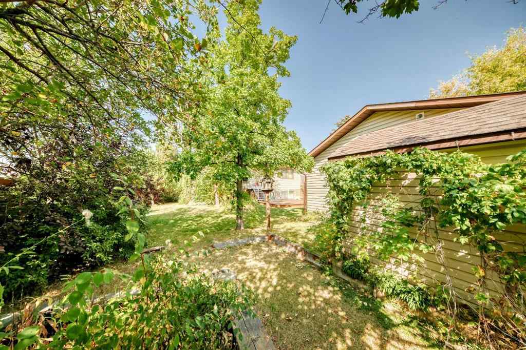 MLS® A2258501 - 108 Jensen Place NE in Jensen Airdrie, Residential