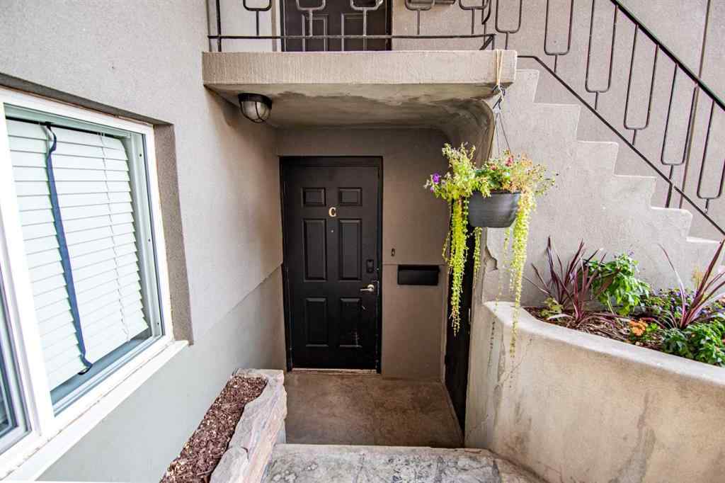 MLS® A2258503 - Unit #C 3737 50 Street  in Eastview Red Deer, Residential