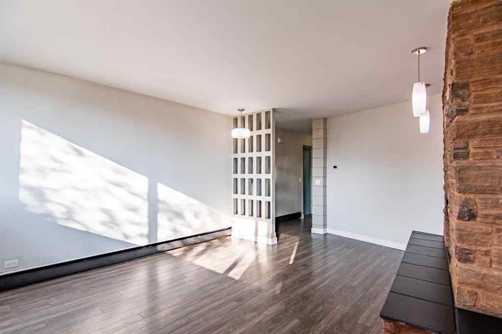 MLS® A2258503 - Unit #C 3737 50 Street  in Eastview Red Deer, Residential