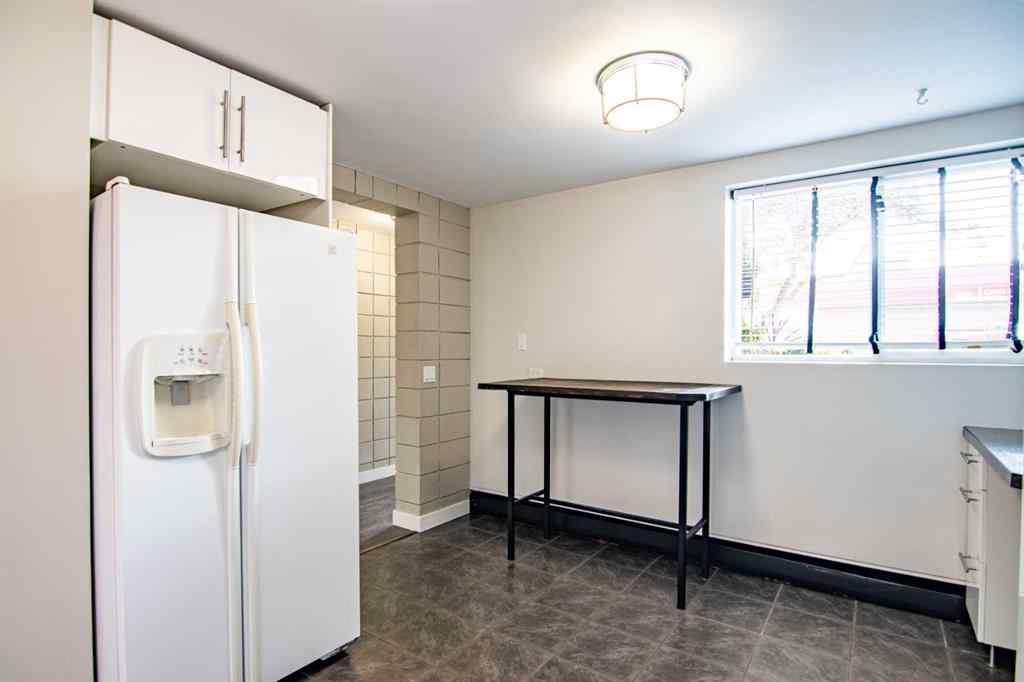 MLS® A2258503 - Unit #C 3737 50 Street  in Eastview Red Deer, Residential