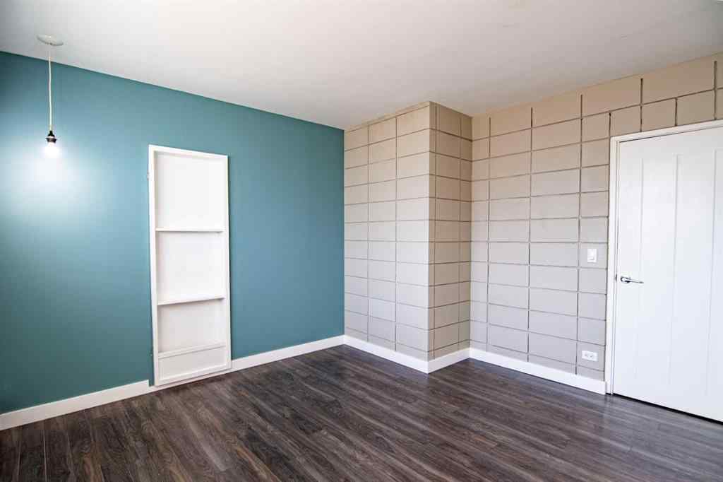 MLS® A2258503 - Unit #C 3737 50 Street  in Eastview Red Deer, Residential