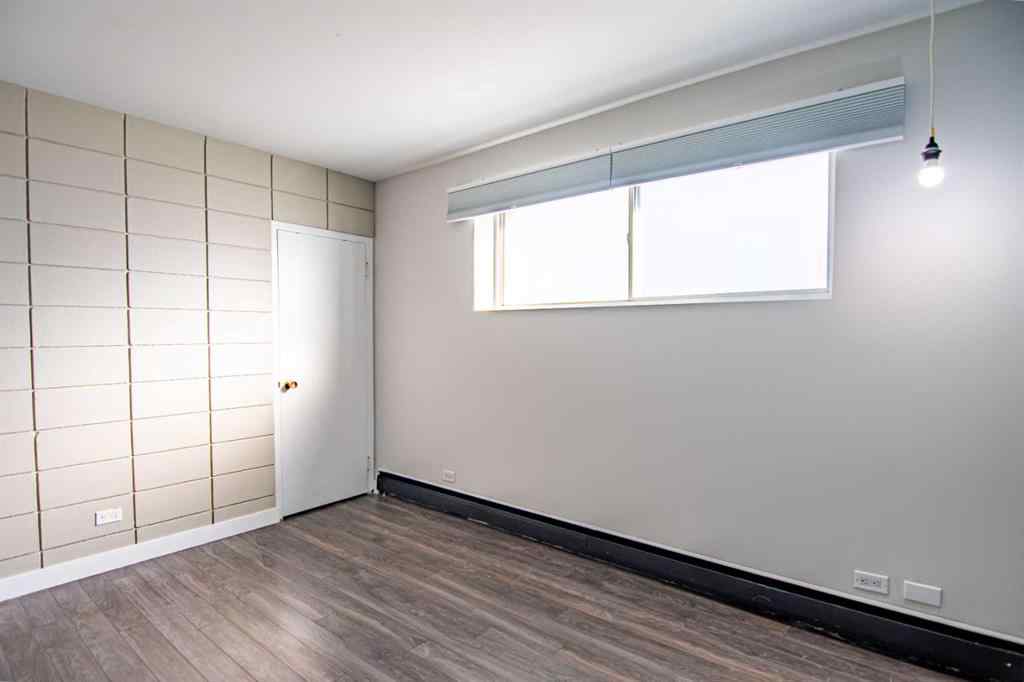 MLS® A2258503 - Unit #C 3737 50 Street  in Eastview Red Deer, Residential