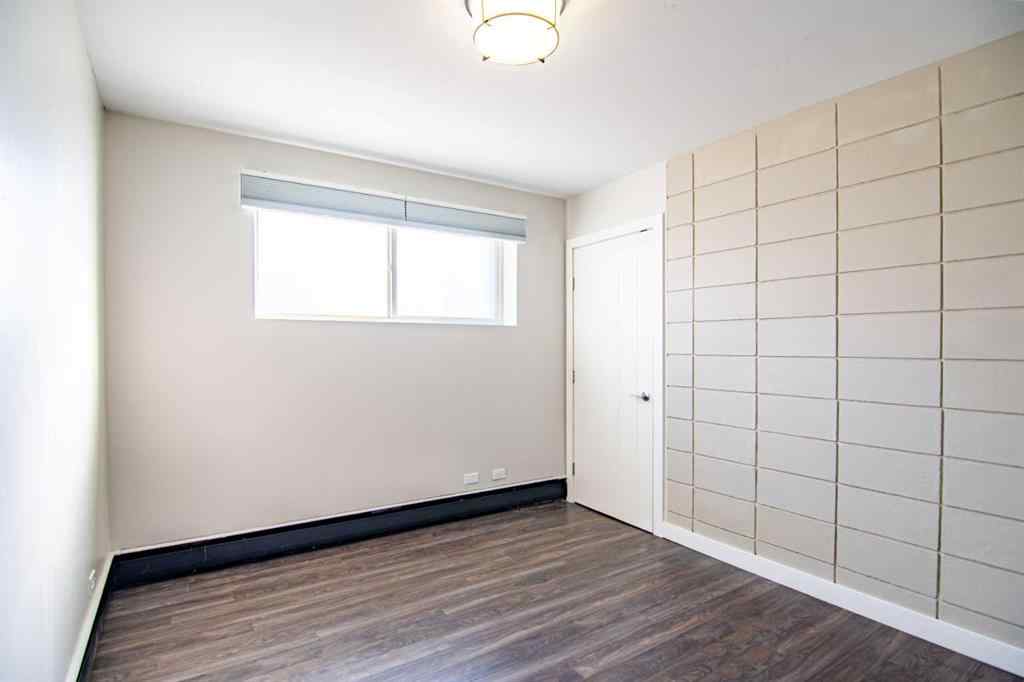MLS® A2258503 - Unit #C 3737 50 Street  in Eastview Red Deer, Residential