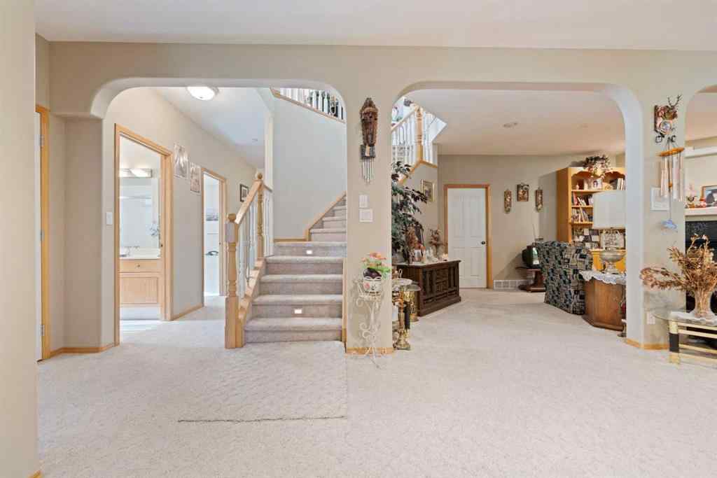 MLS® A2258506 - 16 Arbour Estates View NW in Arbour Lake Calgary, Residential