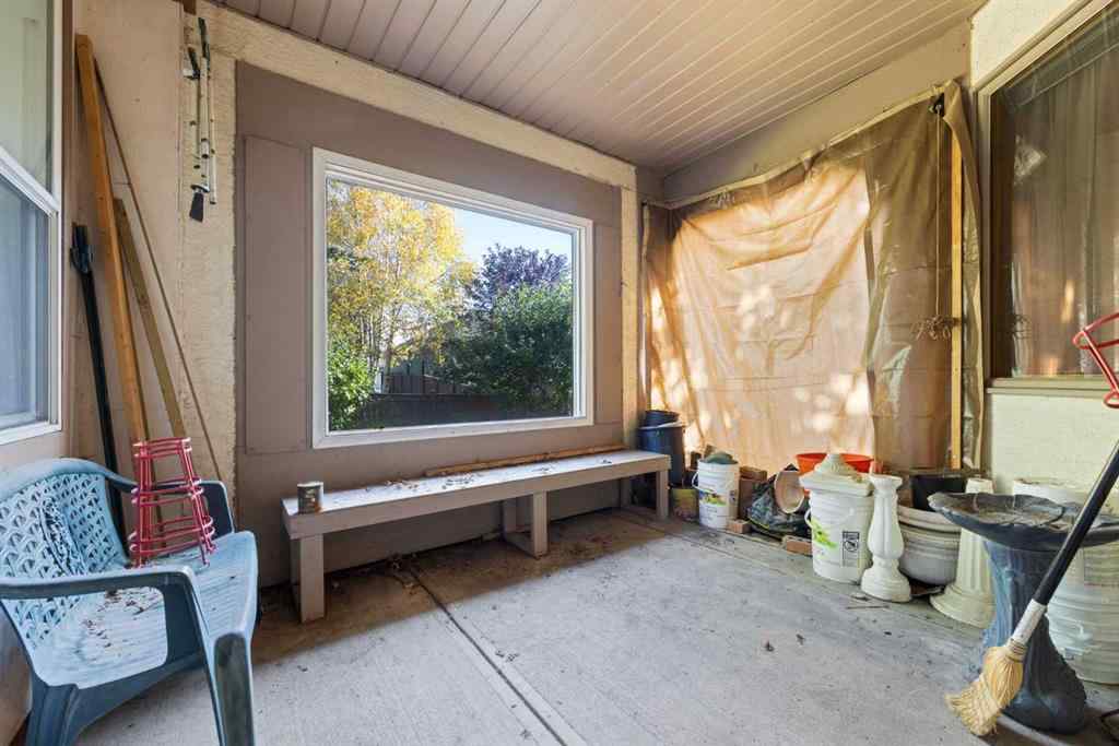 MLS® A2258506 - 16 Arbour Estates View NW in Arbour Lake Calgary, Residential