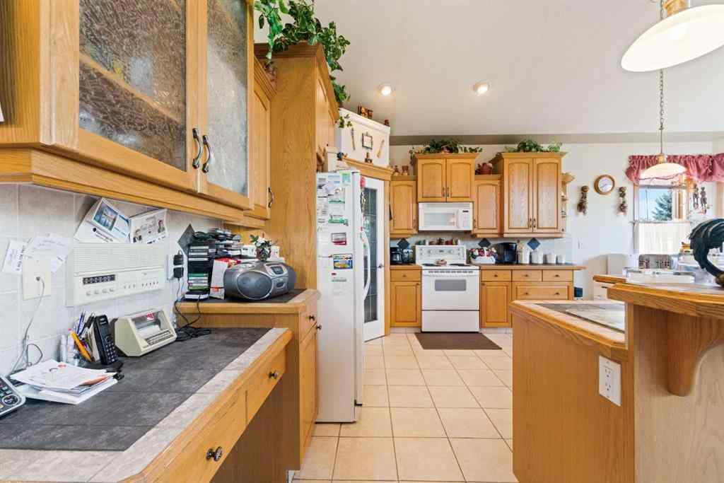 MLS® A2258506 - 16 Arbour Estates View NW in Arbour Lake Calgary, Residential