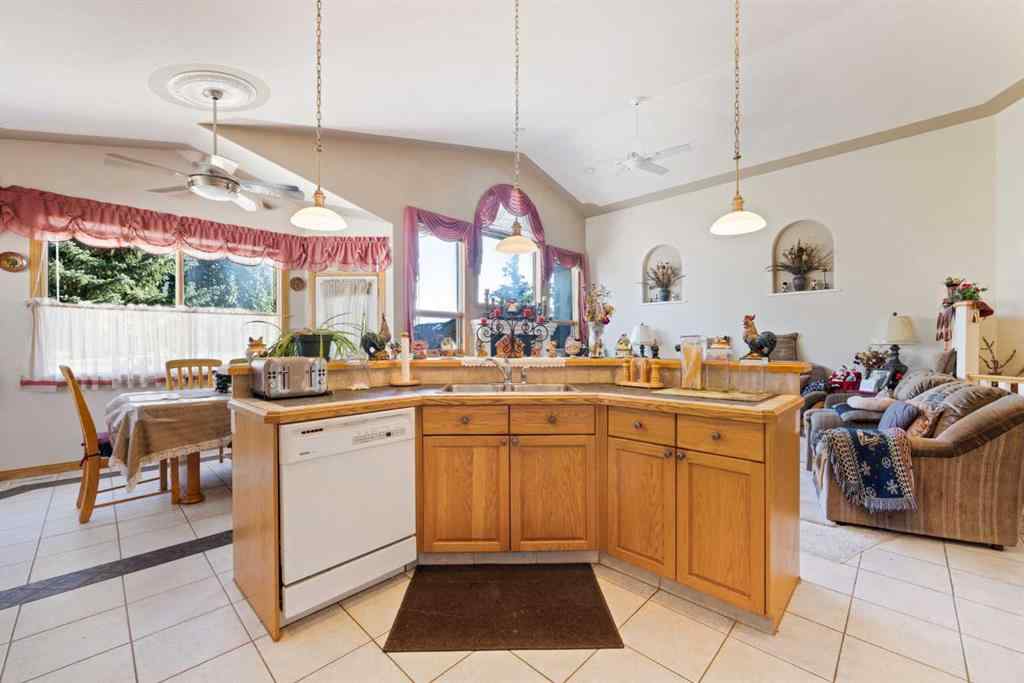 MLS® A2258506 - 16 Arbour Estates View NW in Arbour Lake Calgary, Residential