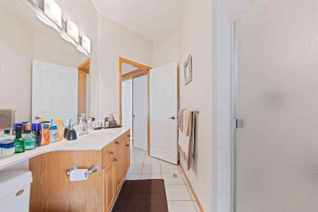 MLS® A2258506 - 16 Arbour Estates View NW in Arbour Lake Calgary, Residential