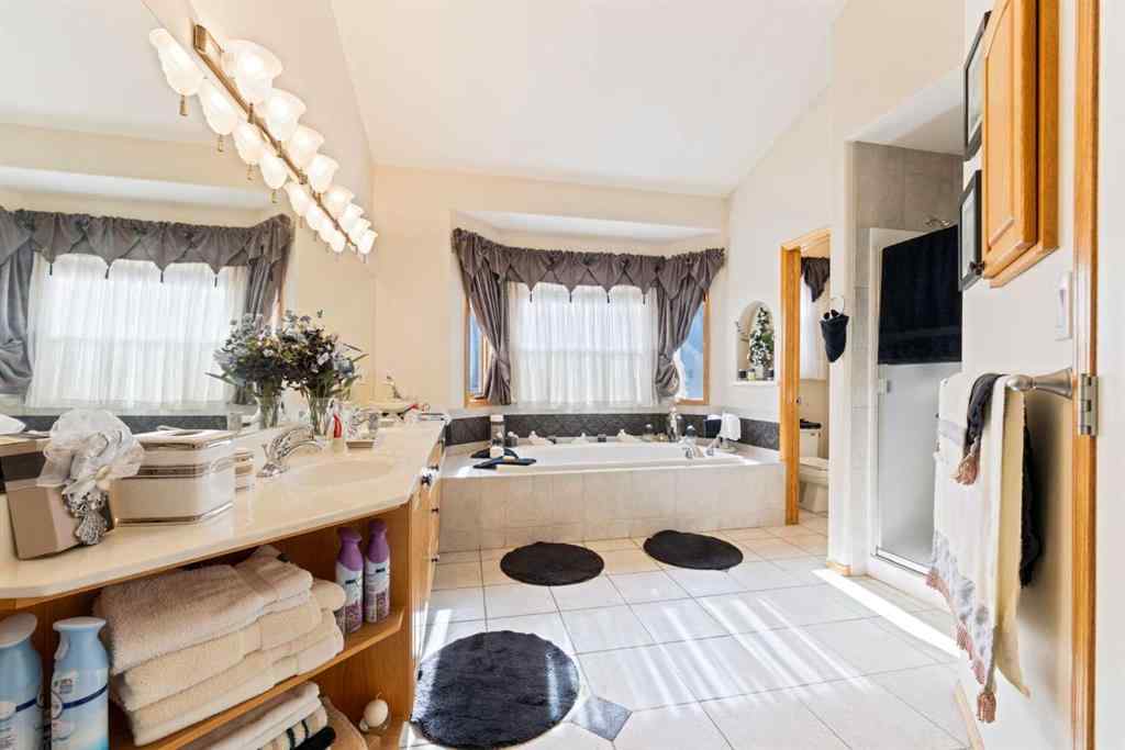 MLS® A2258506 - 16 Arbour Estates View NW in Arbour Lake Calgary, Residential