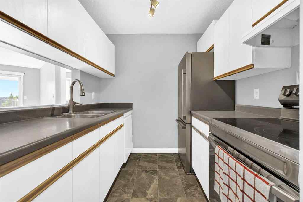 MLS® A2258508 - Unit #309 10 Dover Point SE in Dover Calgary, Residential