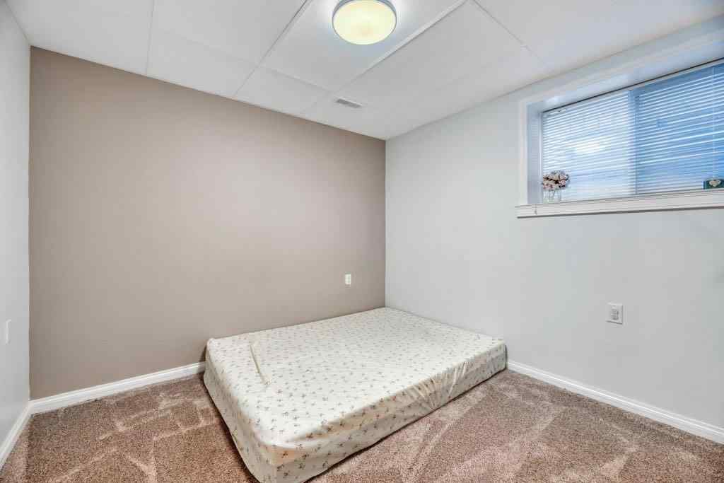 MLS® A2258515 - 319 SADDLEBROOK Circle E in Saddle Ridge Calgary, Residential