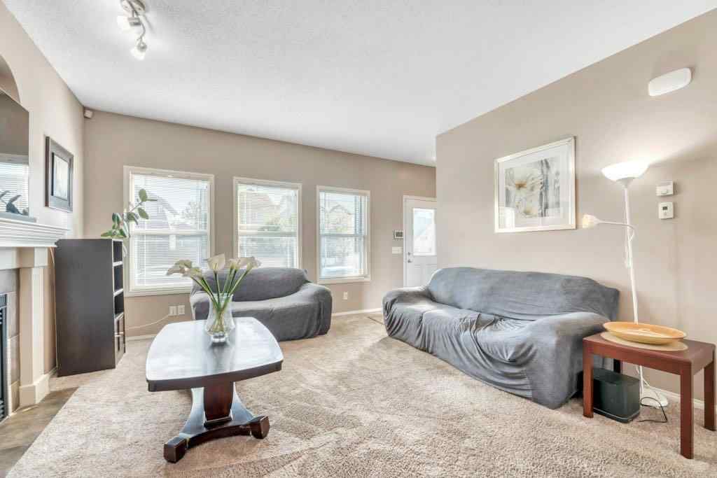 MLS® A2258515 - 319 SADDLEBROOK Circle E in Saddle Ridge Calgary, Residential