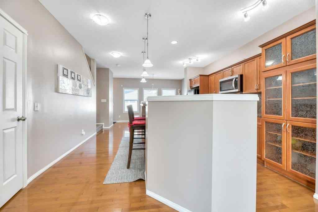MLS® A2258515 - 319 SADDLEBROOK Circle E in Saddle Ridge Calgary, Residential