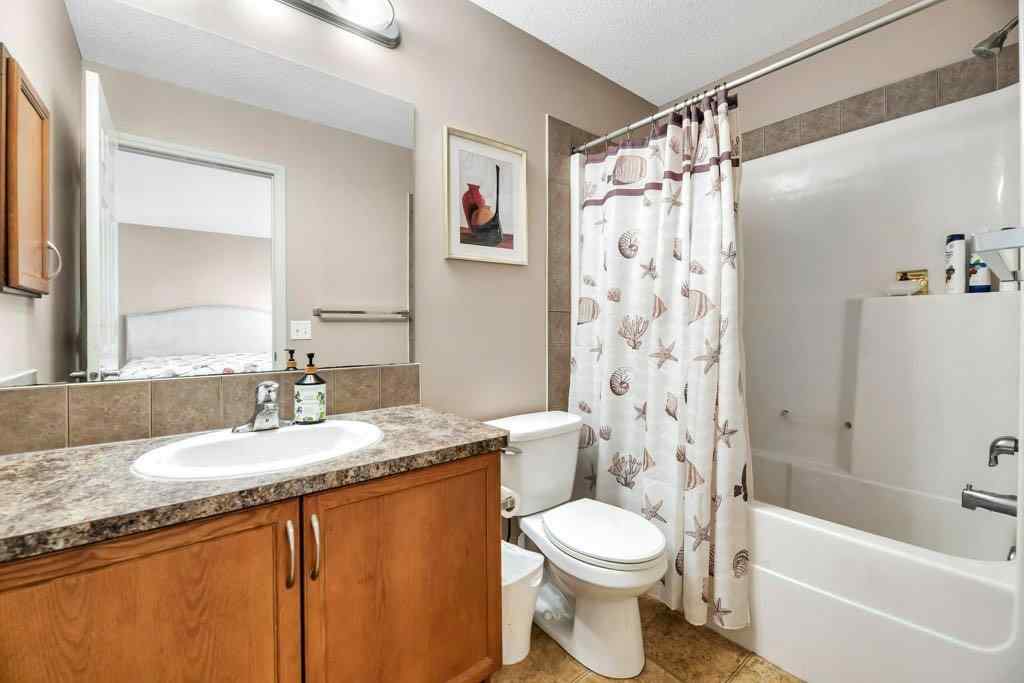 MLS® A2258515 - 319 SADDLEBROOK Circle E in Saddle Ridge Calgary, Residential