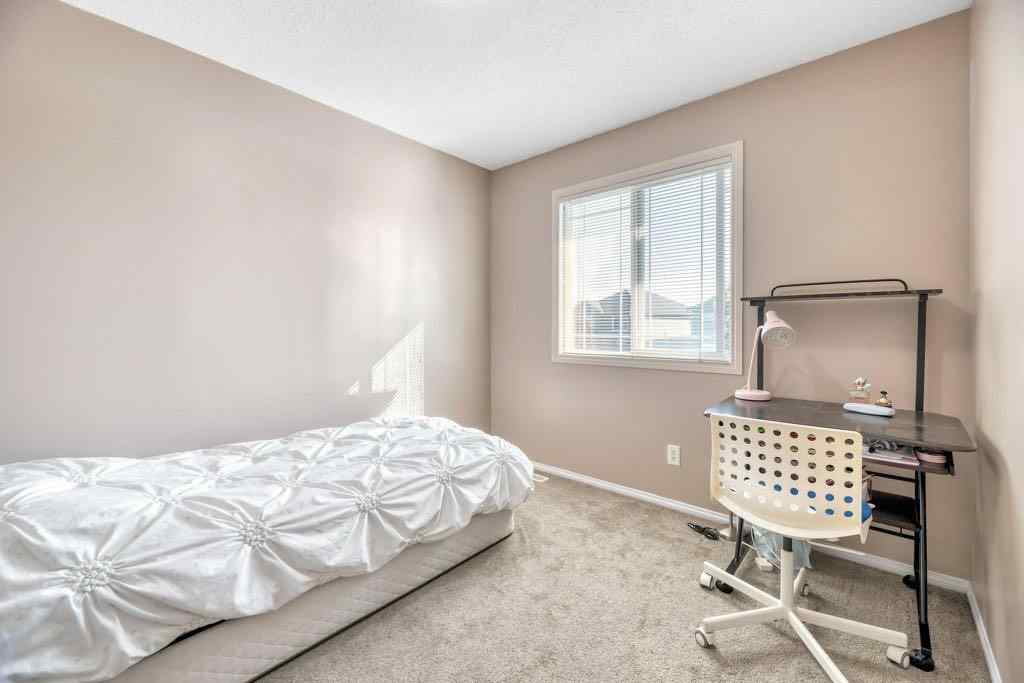MLS® A2258515 - 319 SADDLEBROOK Circle E in Saddle Ridge Calgary, Residential