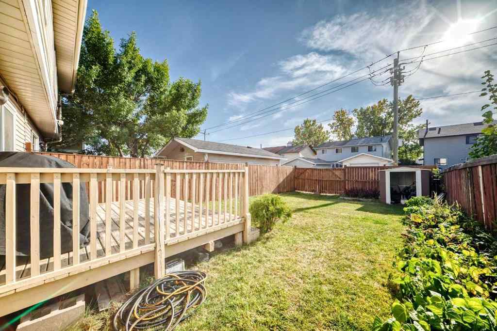 MLS® A2258520 - 83 Castlebrook Way NE in Castleridge Calgary, Residential