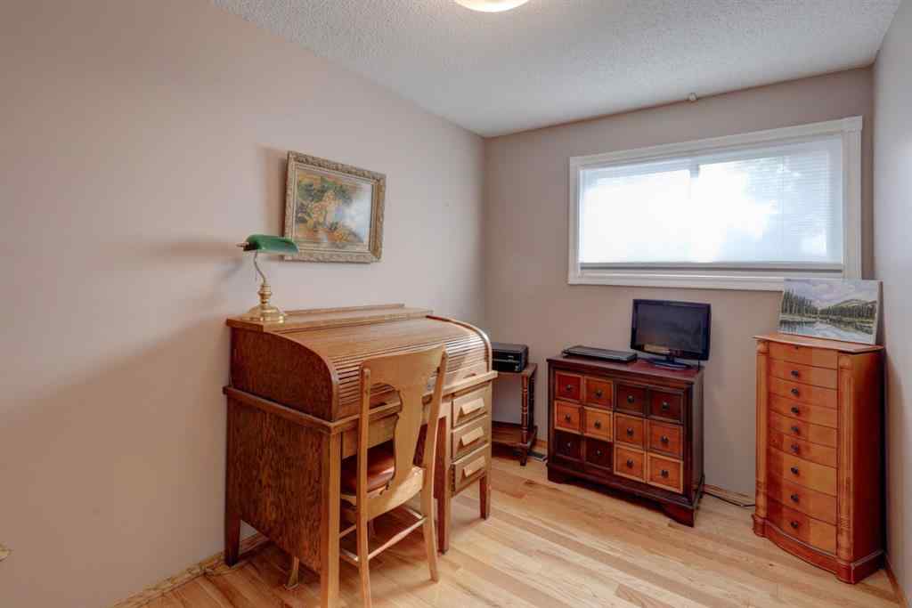 MLS® A2258522 - 19 Castlefall Way NE in Castleridge Calgary, Residential