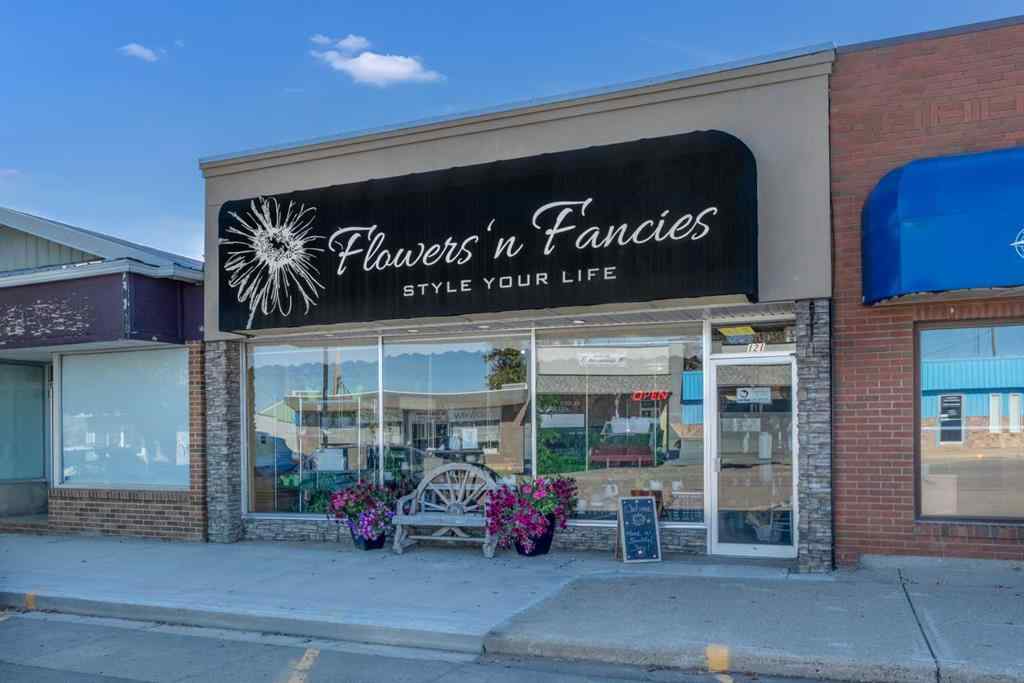 MLS® A2258525 - 121 Centre Street  in NONE Vulcan, Commercial