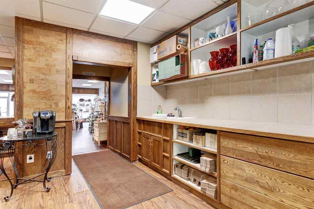 MLS® A2258525 - 121 Centre Street  in NONE Vulcan, Commercial