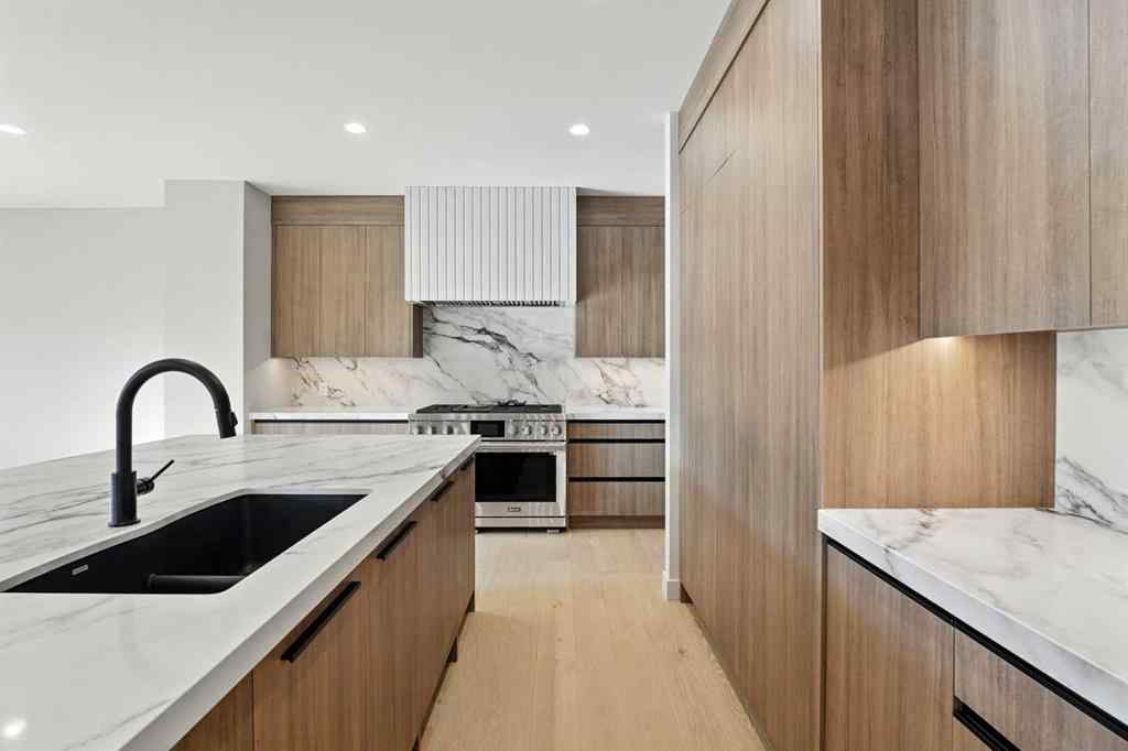 MLS® A2258528 - 5 Mystic Ridge Way SW in Springbank Hill Calgary, Residential