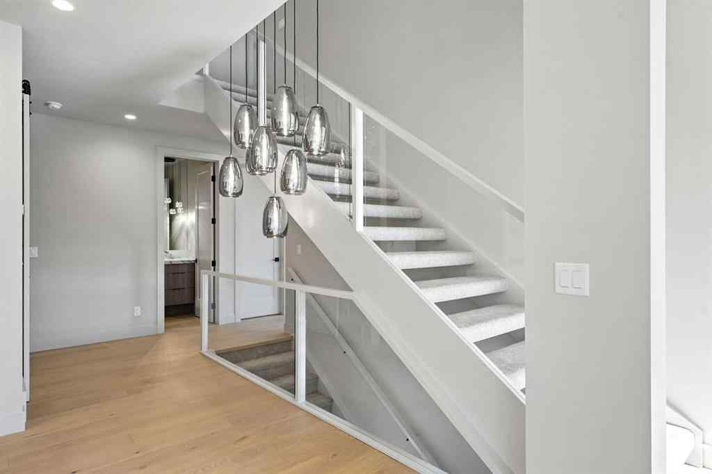 MLS® A2258528 - 5 Mystic Ridge Way SW in Springbank Hill Calgary, Residential