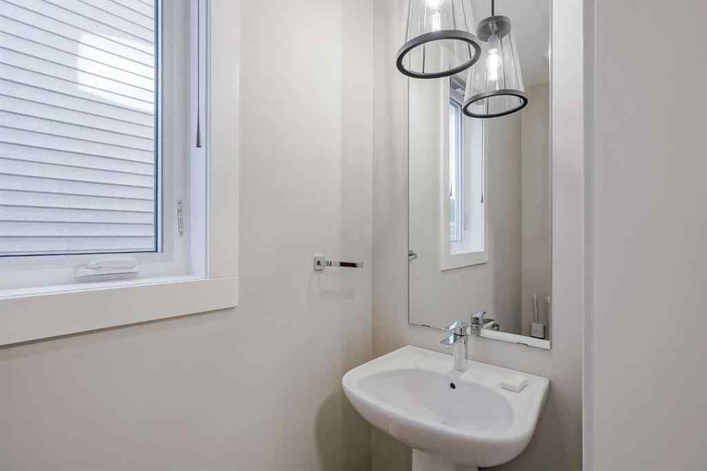 MLS® A2258529 - 28 Willow Street  in The Willows Cochrane, Residential