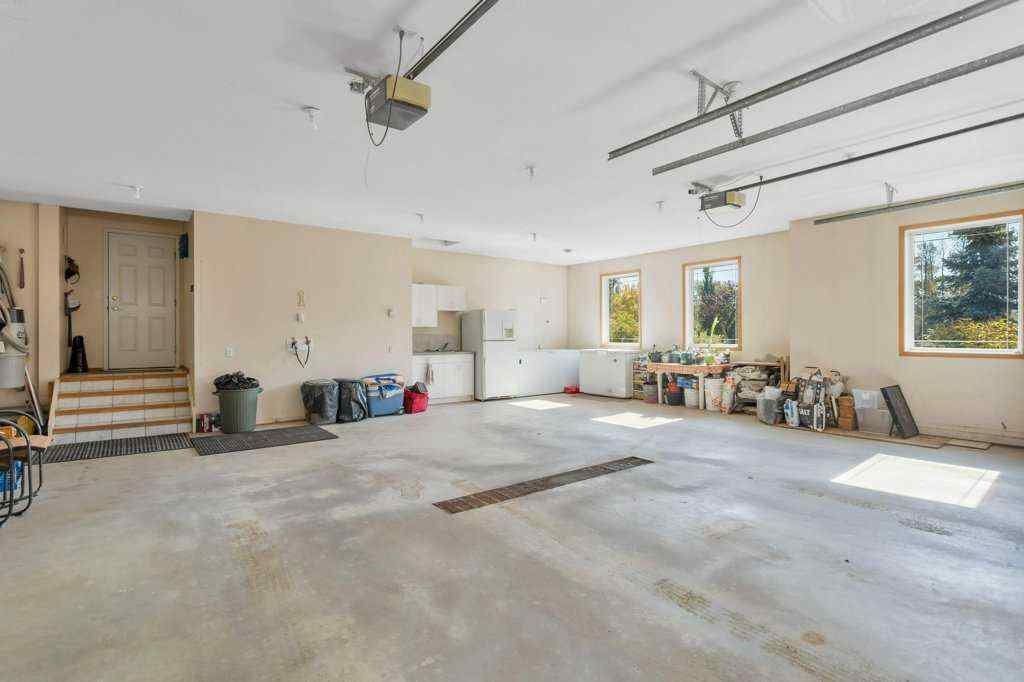 MLS® A2258531 - 33016 Township Road 424A   in NONE Rural Ponoka County, Residential