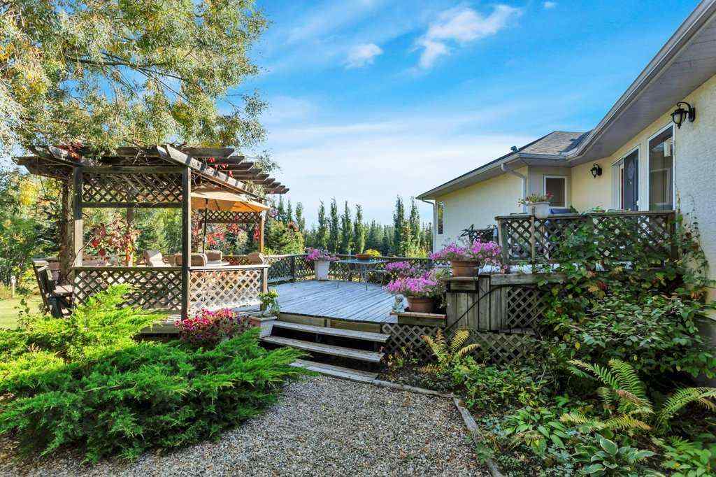 MLS® A2258531 - 33016 Township Road 424A   in NONE Rural Ponoka County, Residential