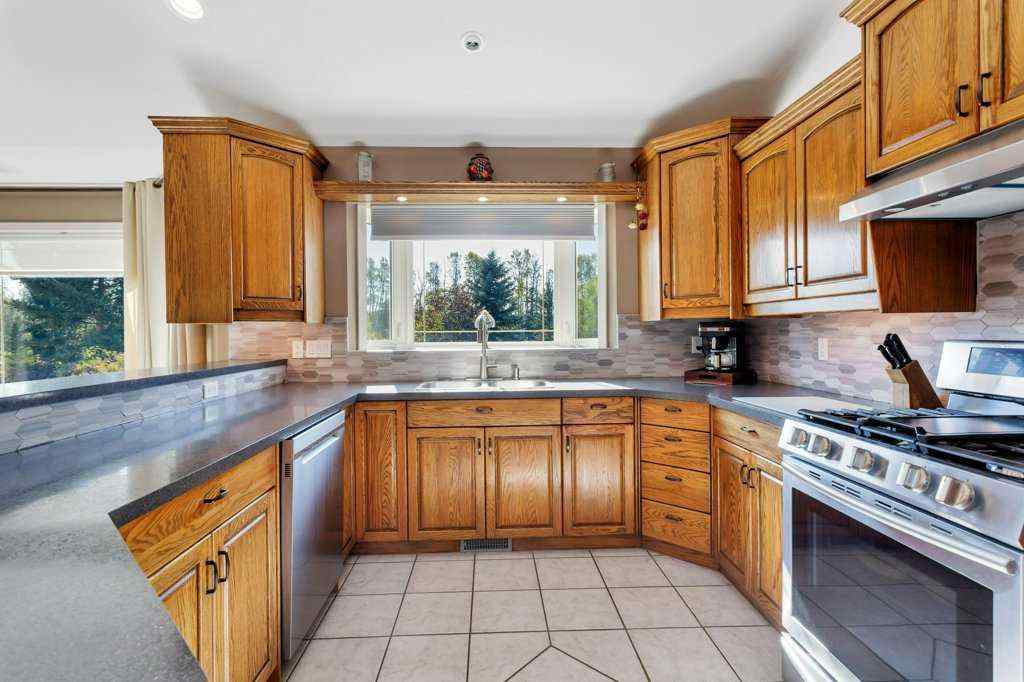 MLS® A2258531 - 33016 Township Road 424A   in NONE Rural Ponoka County, Residential